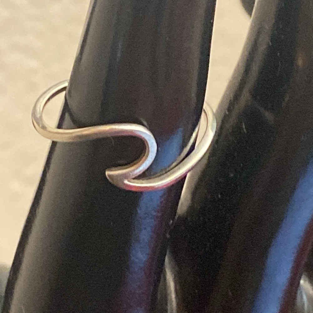 Vintage Sterling Silver .925 Wave Beach Ring